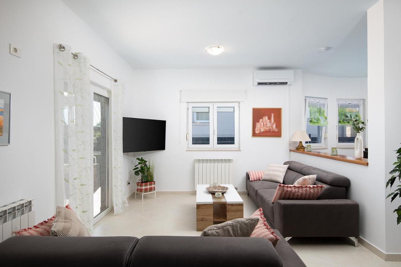 PUY Villa Papillon - Top Ausgestattete Ferienoase מראה חיצוני תמונה